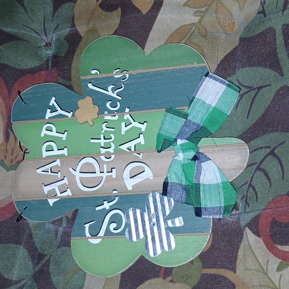 Happy St. Patricks Day for Home School Office Wall Decor NIP - Picture 4 of 5